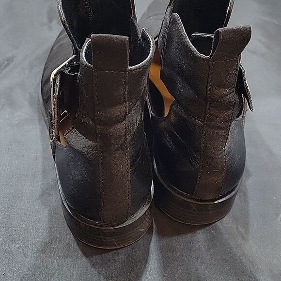 ZARA TRAFALUC ADJUSTABLE BUCKLE CLOSURE ANKLE BOOT - Picture 14 of 15